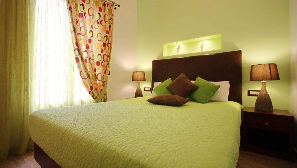 Efharis Hotel Kamares  Exterior photo